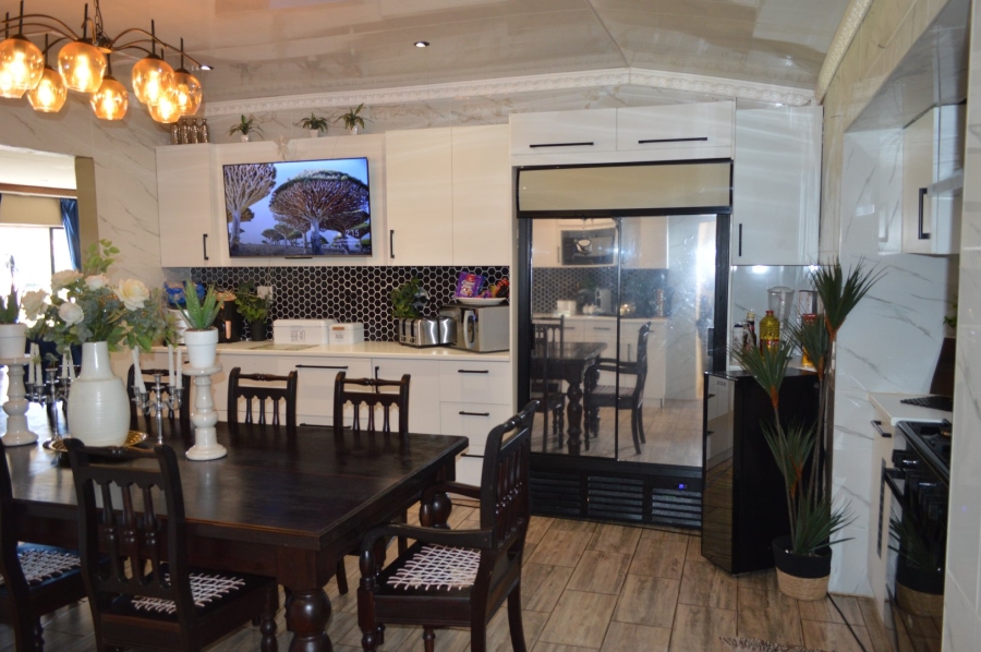 Commercial Property for Sale in Wilkoppies North West